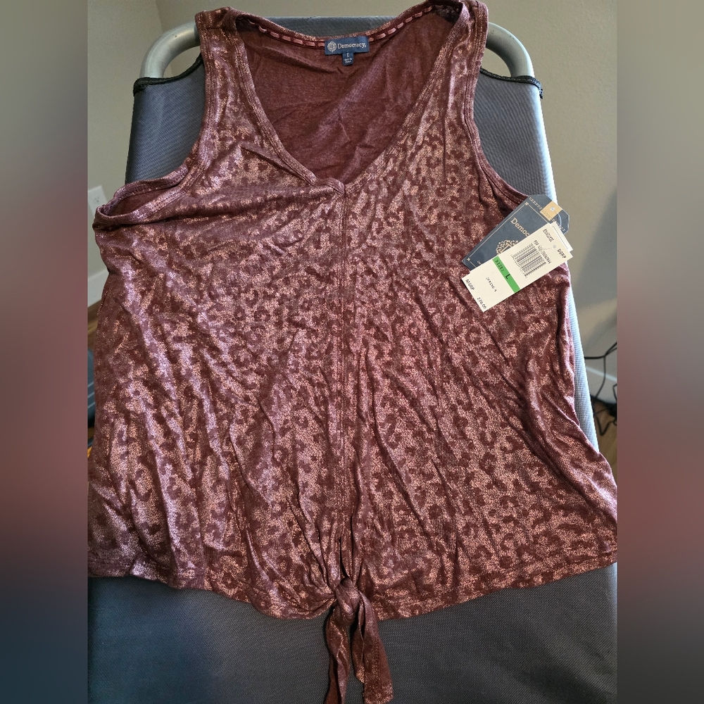 Democracy Size L Patterned Tank Top